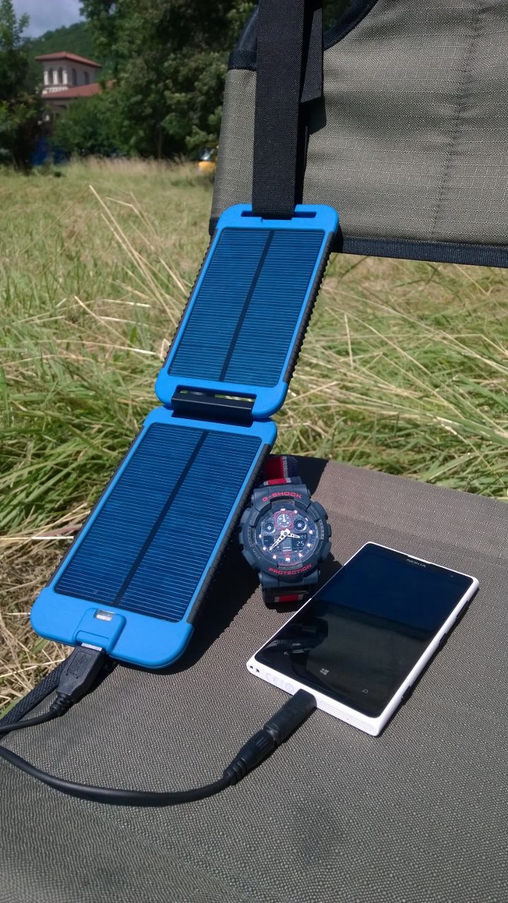 Зарядка Nokia Lumia 1020 с помощью солнечной панели - до теста (крупно)